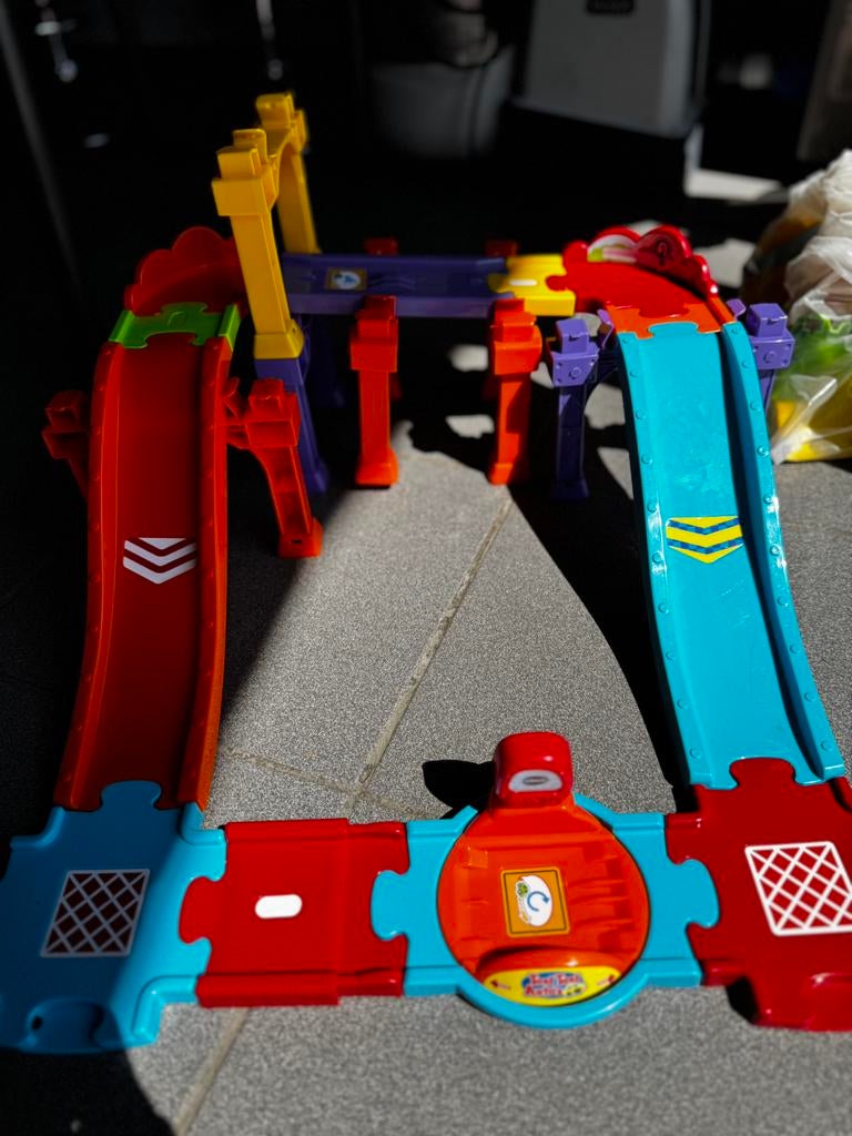 Autobaan Vtech, Kinderen en Baby's, Ophalen, Gebruikt, 6 maanden tot 2 jaar