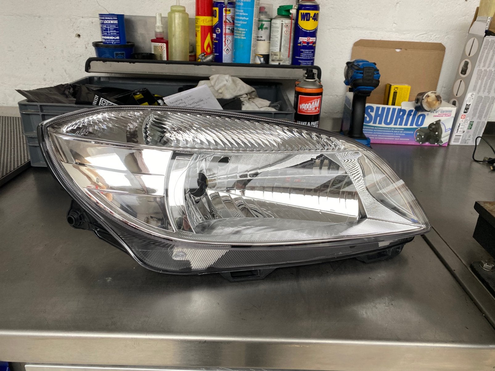 Rechtse koplamp skoda fabia type 5j, Ophalen, Skoda