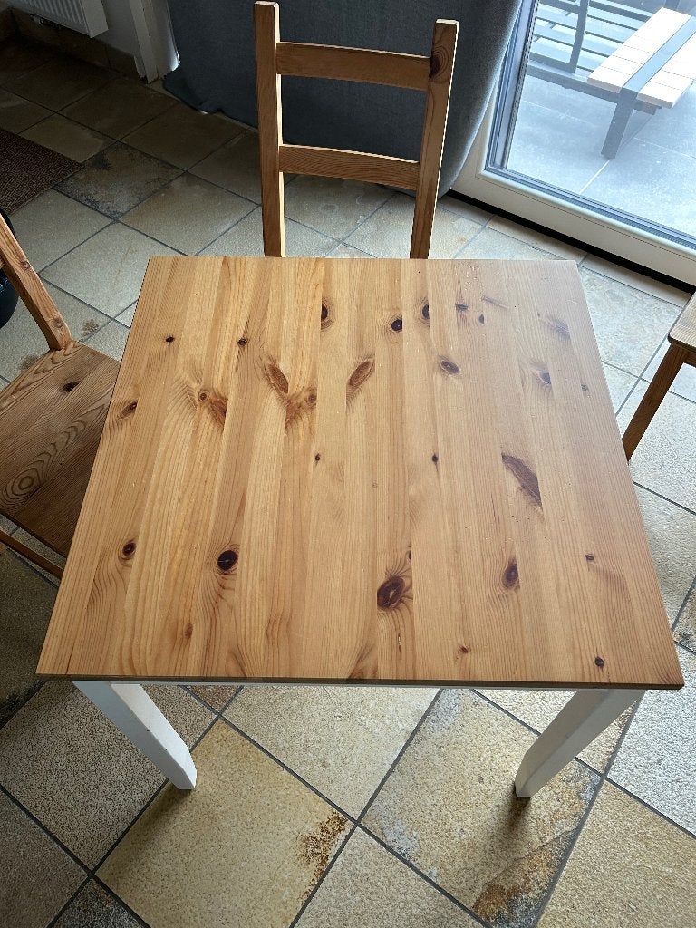 Tafel + 4 stoelen, Ophalen, 50 tot 100 cm, Vierkant, 50 tot 100 cm