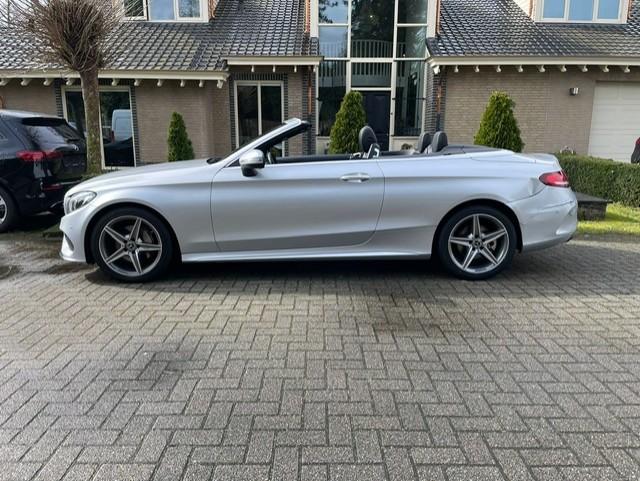 Mercedes-Benz C-klasse Cabrio 180 AMG LINE NAVI CAMERA LED, Automaat, Gebruikt, Cabriolet, Leder en Stof