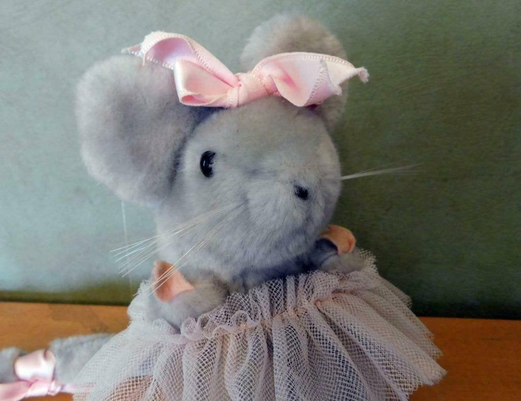 vintage ballet rat repetto +pins, Verzamelen, Beren en Cherished Teddies, Zo goed als nieuw, Overige typen, Ophalen of Verzenden