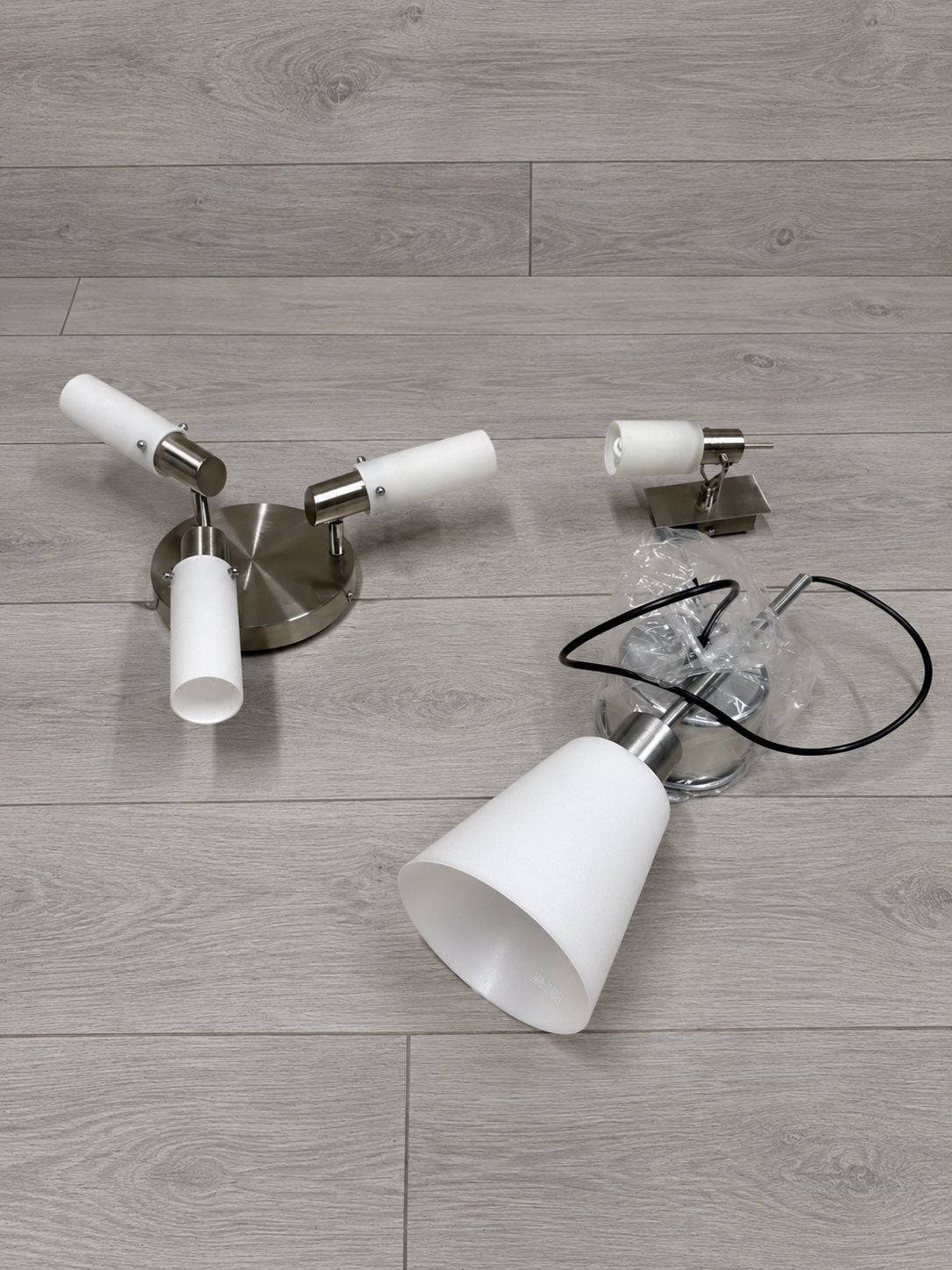 Set van 3 Designlampen/IKEA & Leen Bakker /RVS-look/Mat Wit, Enlèvement ou Envoi, Comme neuf, Verre, LED