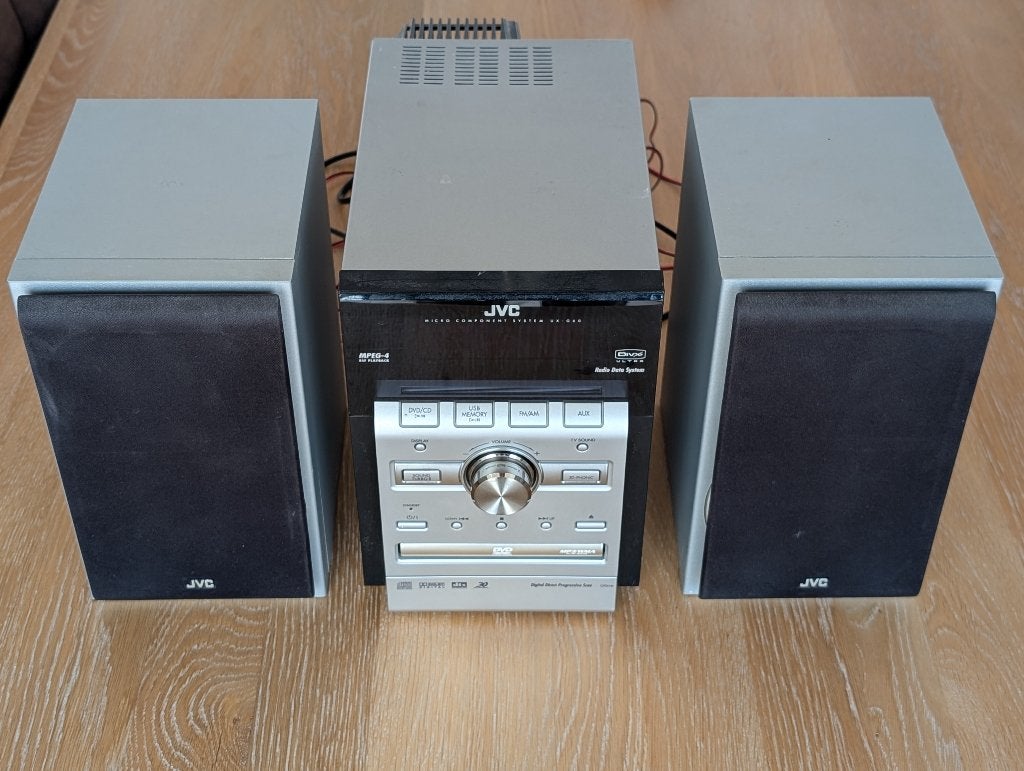 JVC UX-G60 Radio met FM/CD/DVD/USB, TV, Hi-fi & Vidéo, Chaîne Hi-fi, Enlèvement ou Envoi, Utilisé, Haut-parleurs, JVC