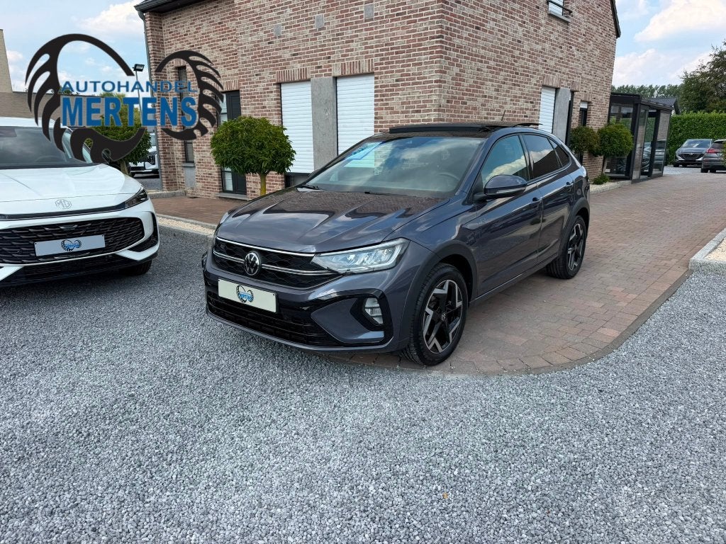 Volkswagen Taigo 1.0 TSI 115PK R-Line PANO *7002KM** 1EIG, Autos, Argent ou Gris, Achat, Euro 6, Entreprise