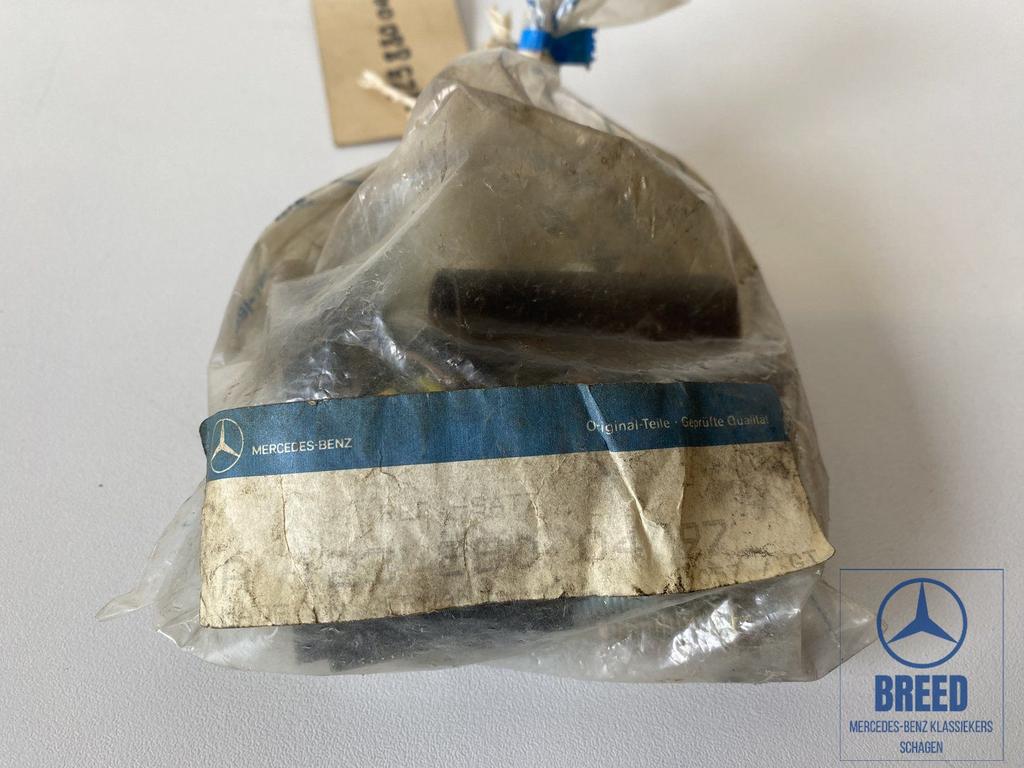 NOS montageset achterbumper voor Mercedes-Benz W123 C123, Neuf, Arrière, -, -