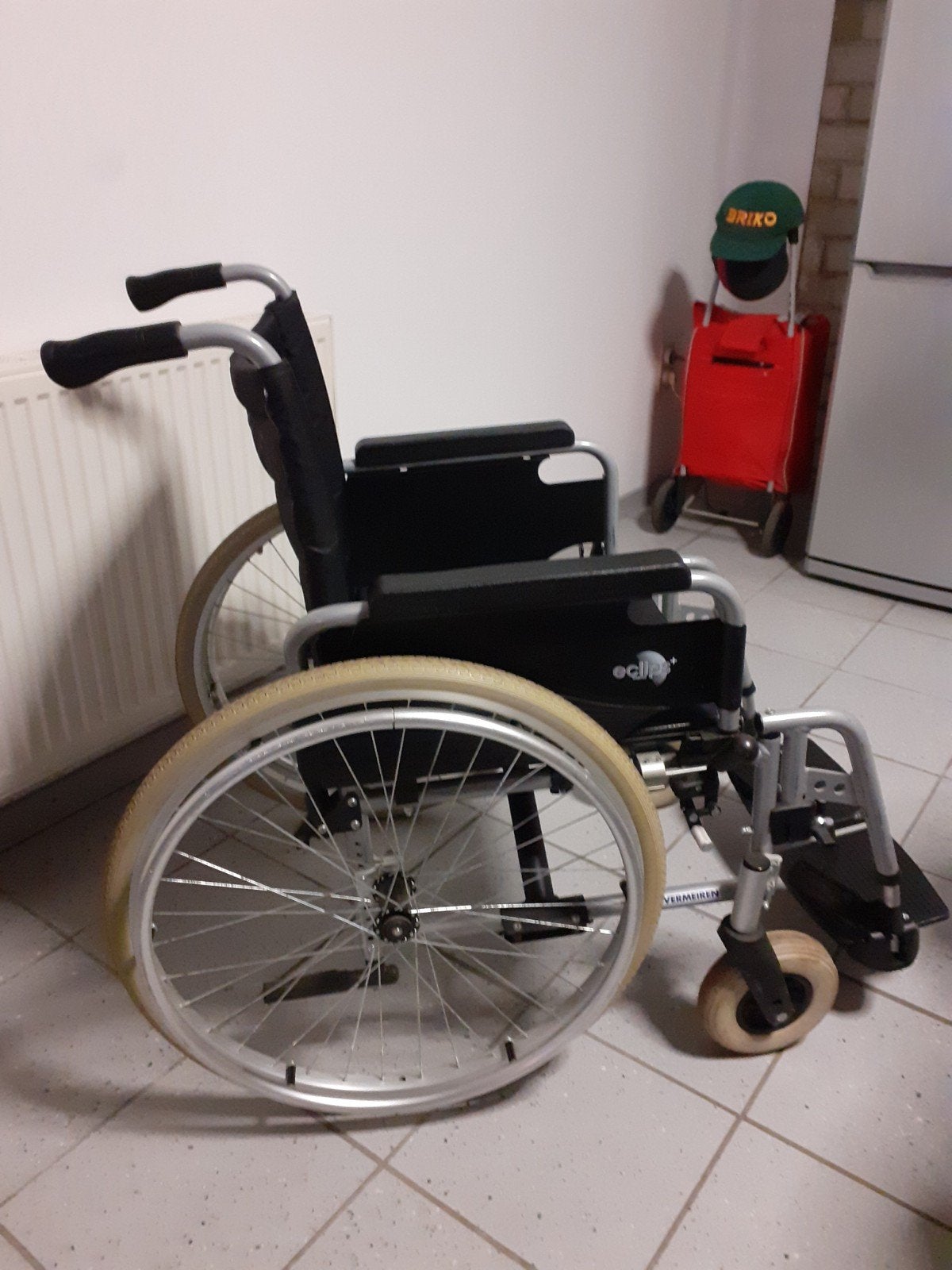 rolstoel Overmeiren, Diversen, Ophalen