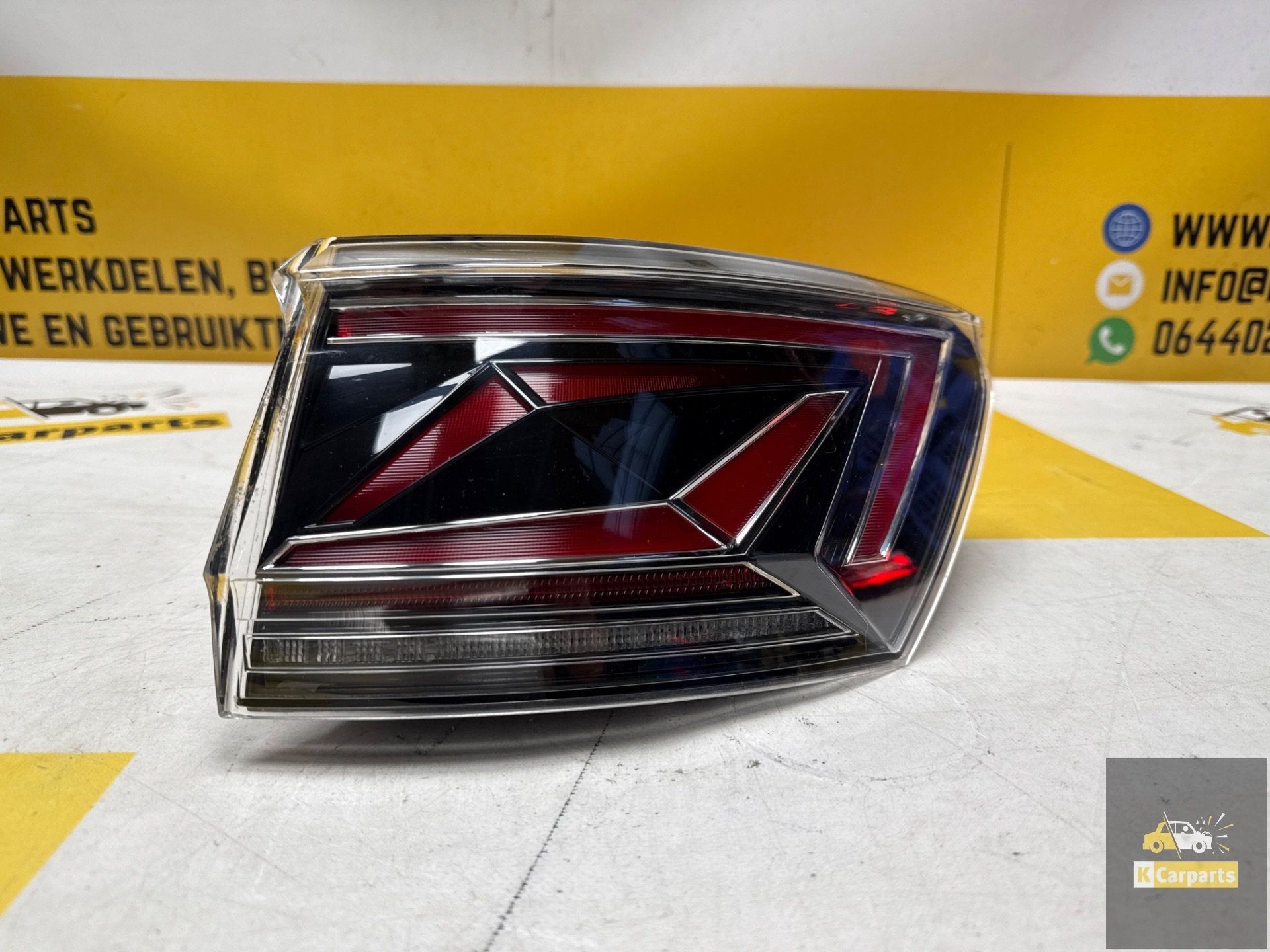 Volkswagen Touareg Achtelicht rechts achter 760945208A, Auto-onderdelen, Info@fabrikant.eu, Fabrikant BV, Gebruikt, Fabrikantstraat 1
1000 AA  Amsterdam, NL