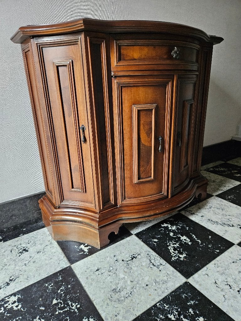 Dressoir notelaar, Ophalen, Gebruikt