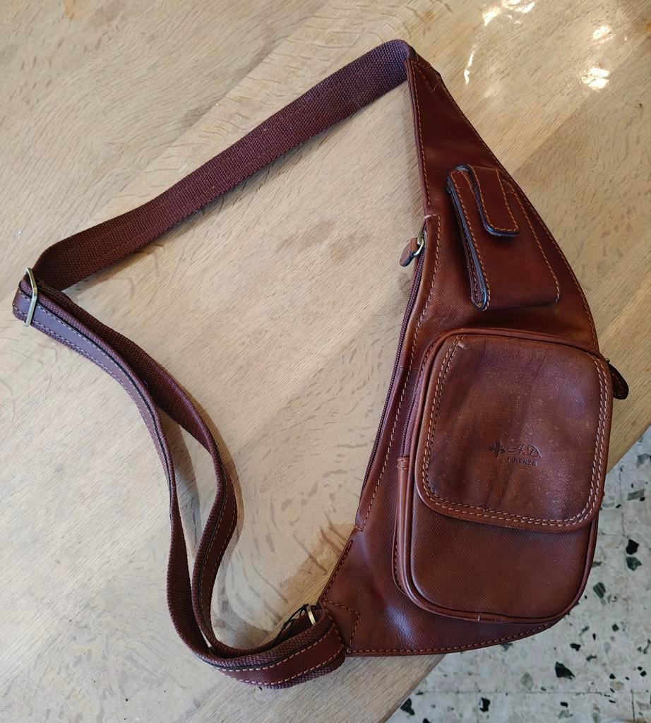 Sac de poitrine homme cuir véritable AD Firenze, Enlèvement, Cuir