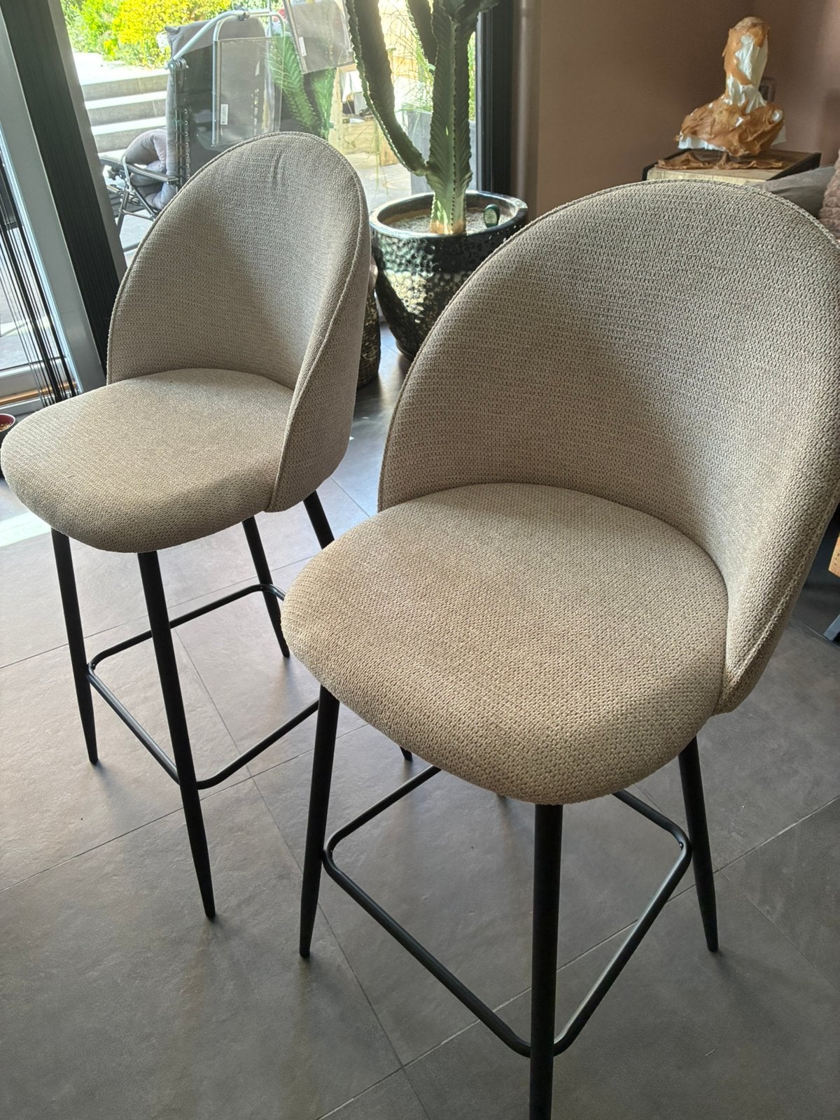 2 nieuwe barkrukken, Huis en Inrichting, Barkrukken, Ophalen, Met voetsteun, 60 tot 90 cm, Nieuw
