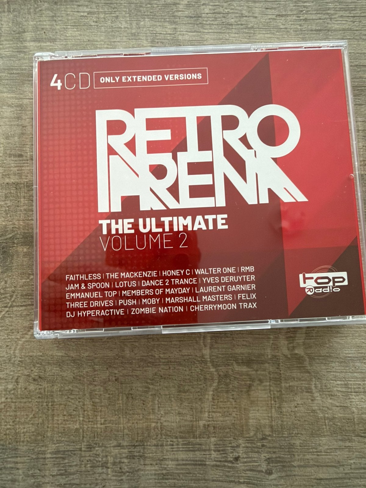 cd retro arena vol 2, CD & DVD, Enlèvement, Comme neuf