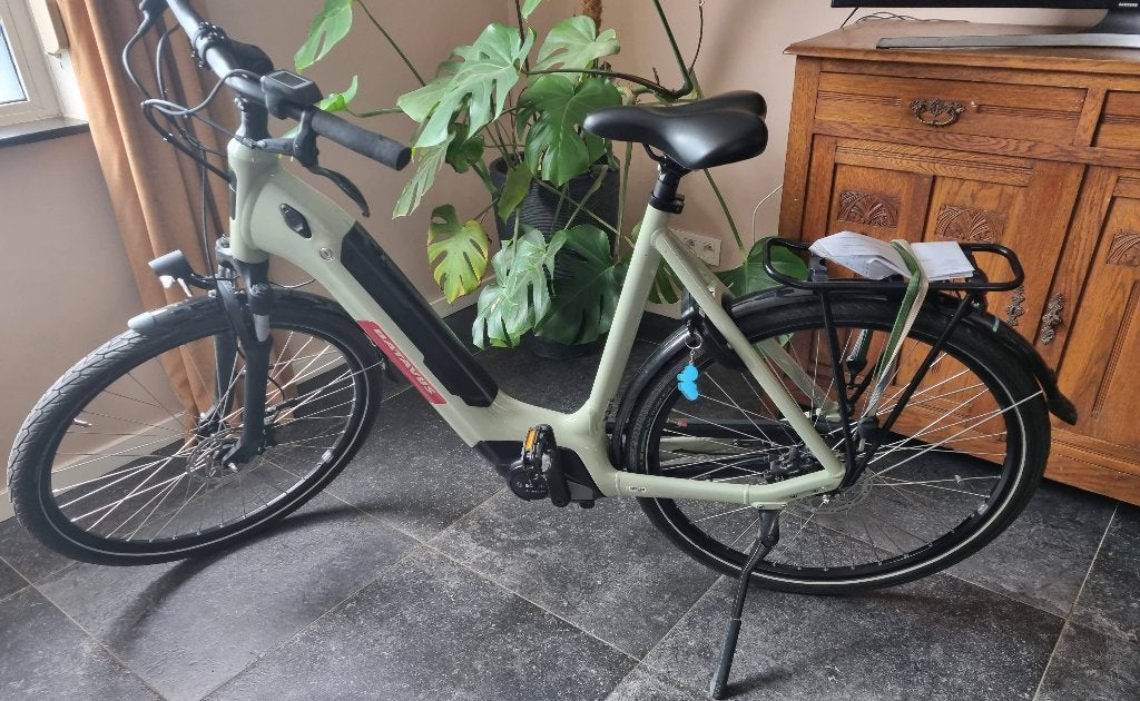 Electrische fiets, Fietsen en Brommers, Ophalen, Batavus, Zo goed als nieuw, 59 cm of meer
