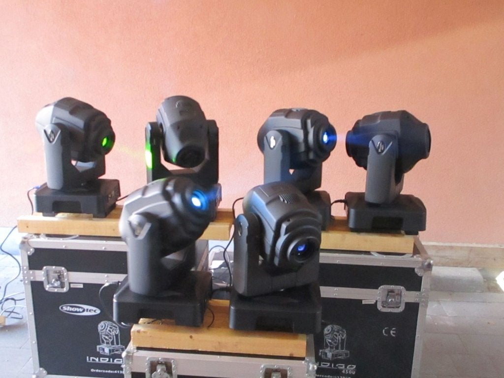 set 6 moving heads met kisten, Ophalen, Gebruikt, Licht, Kleur