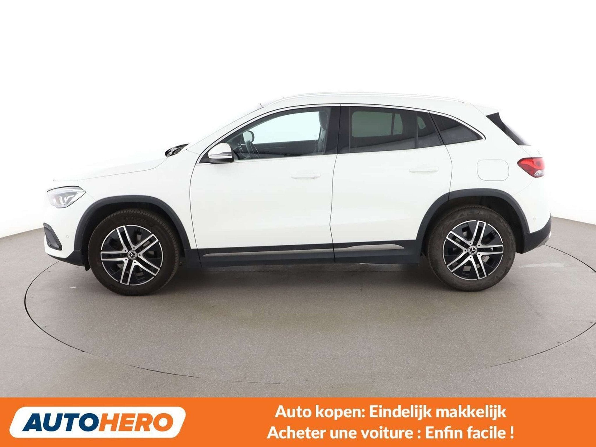 Mercedes-Benz GLA 200 GLA 200 d Progressive (bj 2021), Auto's, Gebruikt, Wit, Leder, 5 deurs