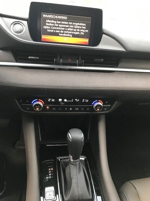Mazda 6 2.0 SKYACTIV-G Aut, Auto's, Euro 6, 4 cilinders, Bruin, 5 deurs