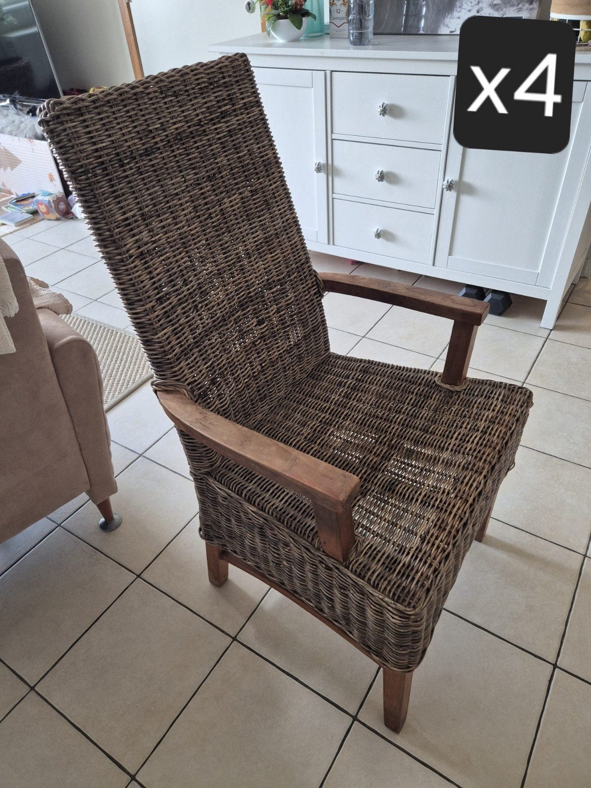 4 stoelen, Games en Spelcomputers, Games | Sony PlayStation 4, Ophalen