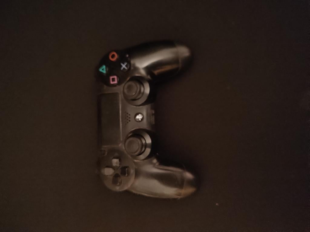 Manette PS4, Enlèvement