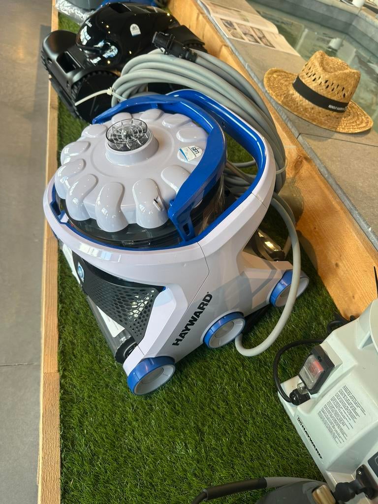 Nieuwe overstock zwembad robot hayward 600 aquavac, Ophalen, Nieuw