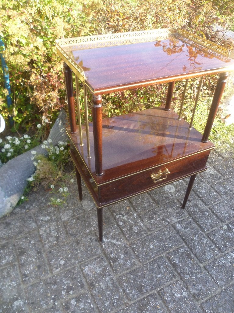 MOOI KASTJE MET KOPER, Enlèvement