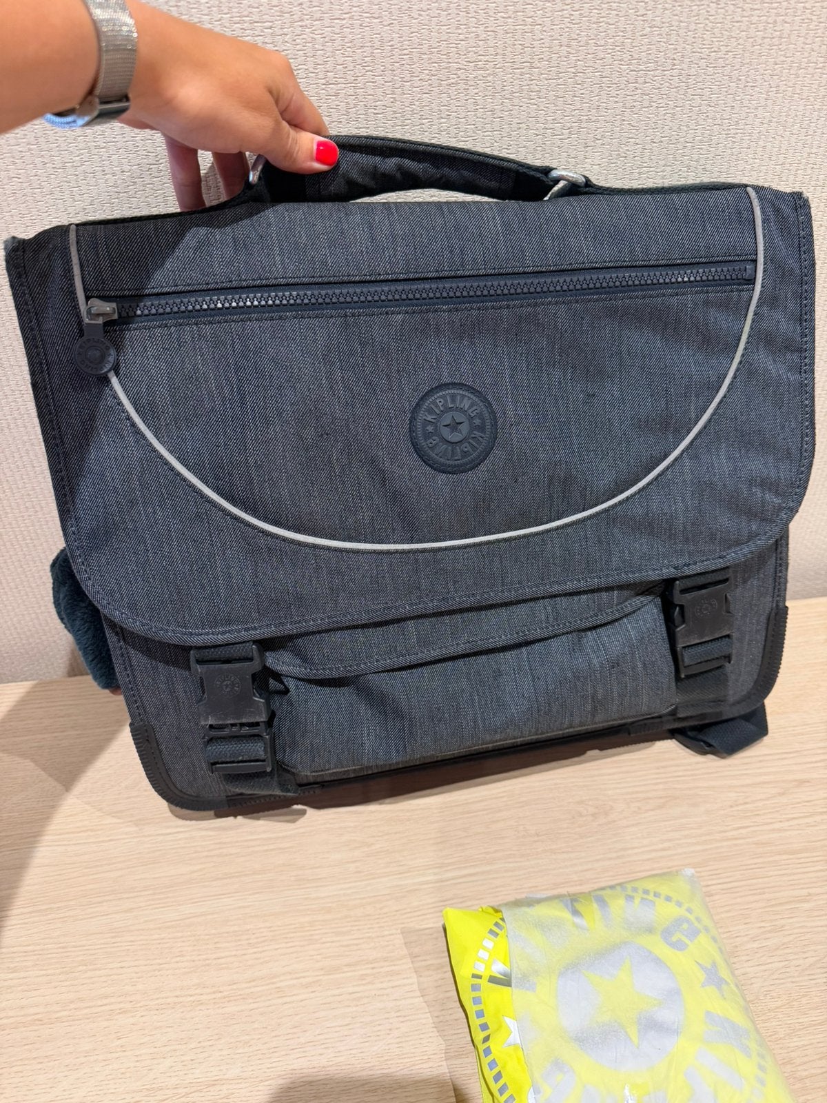 Kipling boekentas, Ophalen, Zo goed als nieuw
