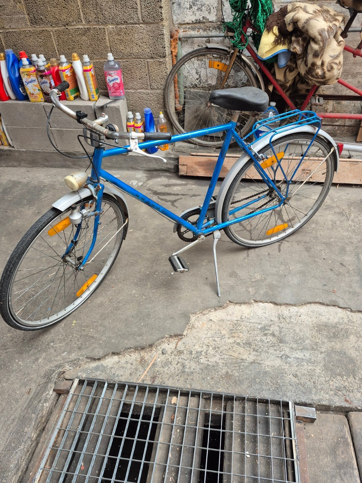 vélo homme ancien ( marque lugano ) prix 50 euros, 47 à 51 cm, Enlèvement, Frein sur jante, Années 60 ou plus récent