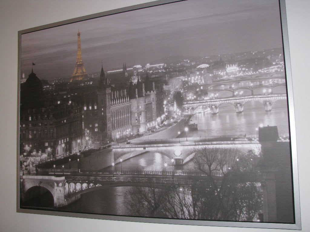 Black & white picture van Eiffeltoren in Parijs, Maison & Meubles, Accessoires pour la Maison | Peintures, Dessins & Photos, Comme neuf