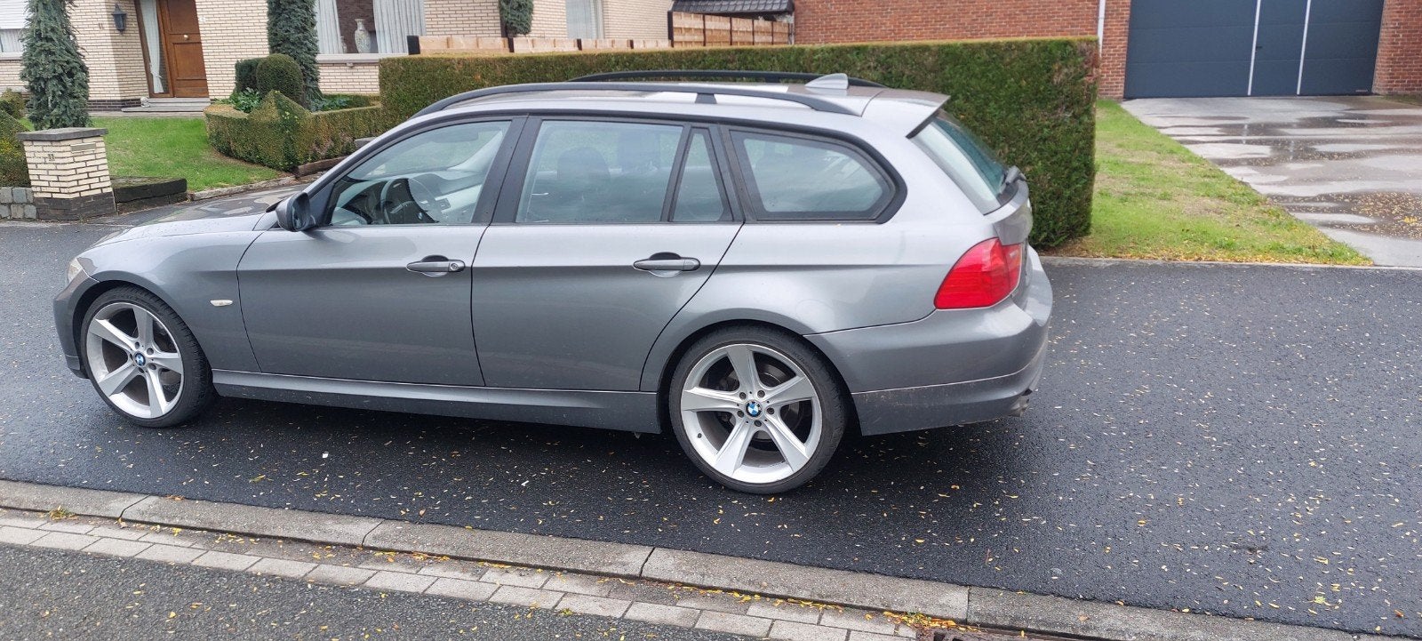 bmw 3.18, Autos, 100 kW, Achat, Boîte manuelle, Noir
