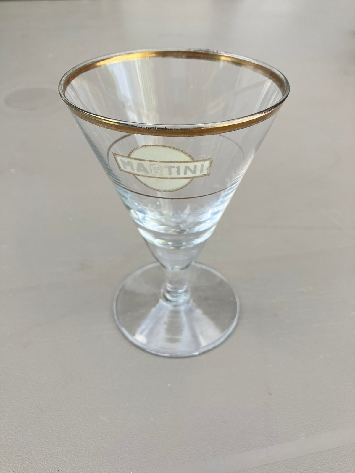 Martini glas “oud logo”, Verzamelen, Glas en Drinkglazen, Ophalen of Verzenden, Zo goed als nieuw
