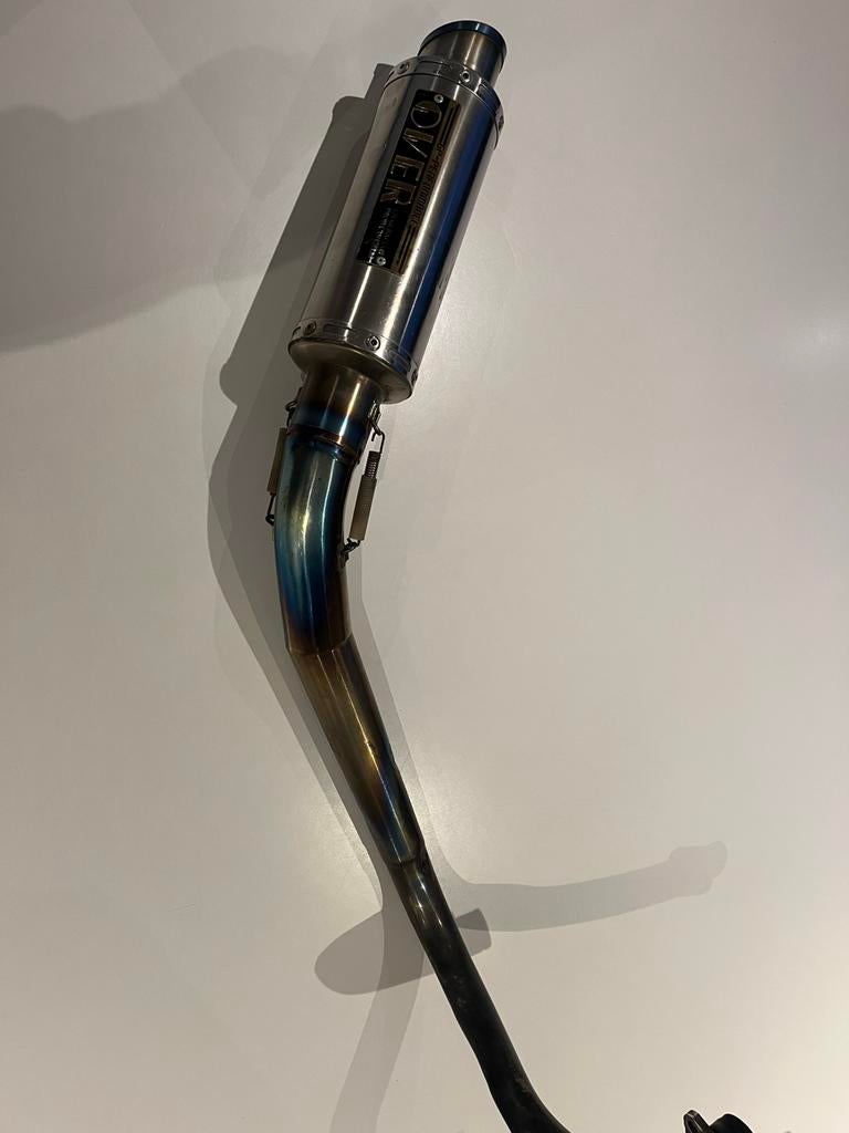 Over gp titanium short, Ophalen