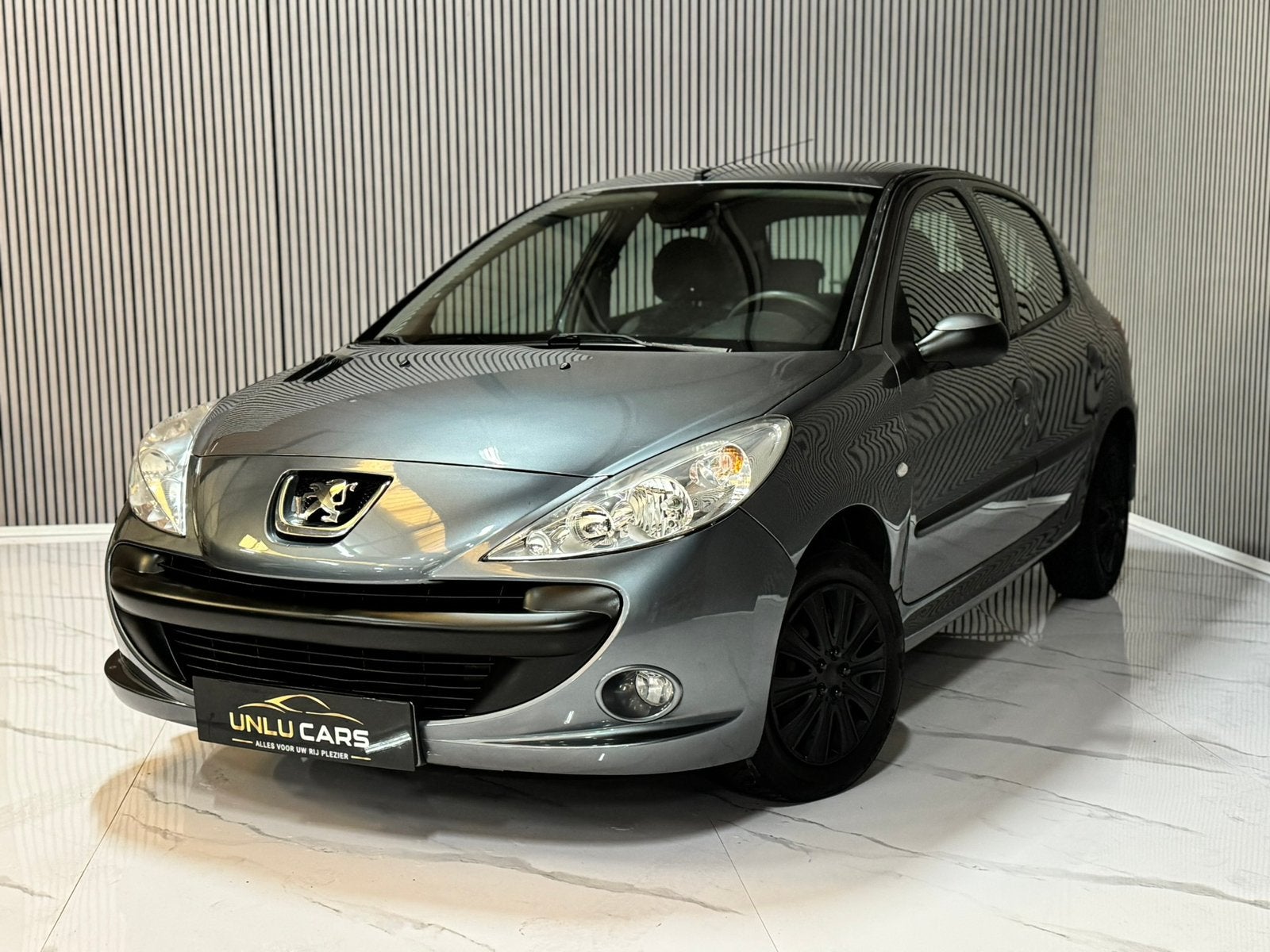 PEUGEOT 206+ BENZINE 2010 TOPSTAAT, Achat, Entreprise, Noir, 5 portes