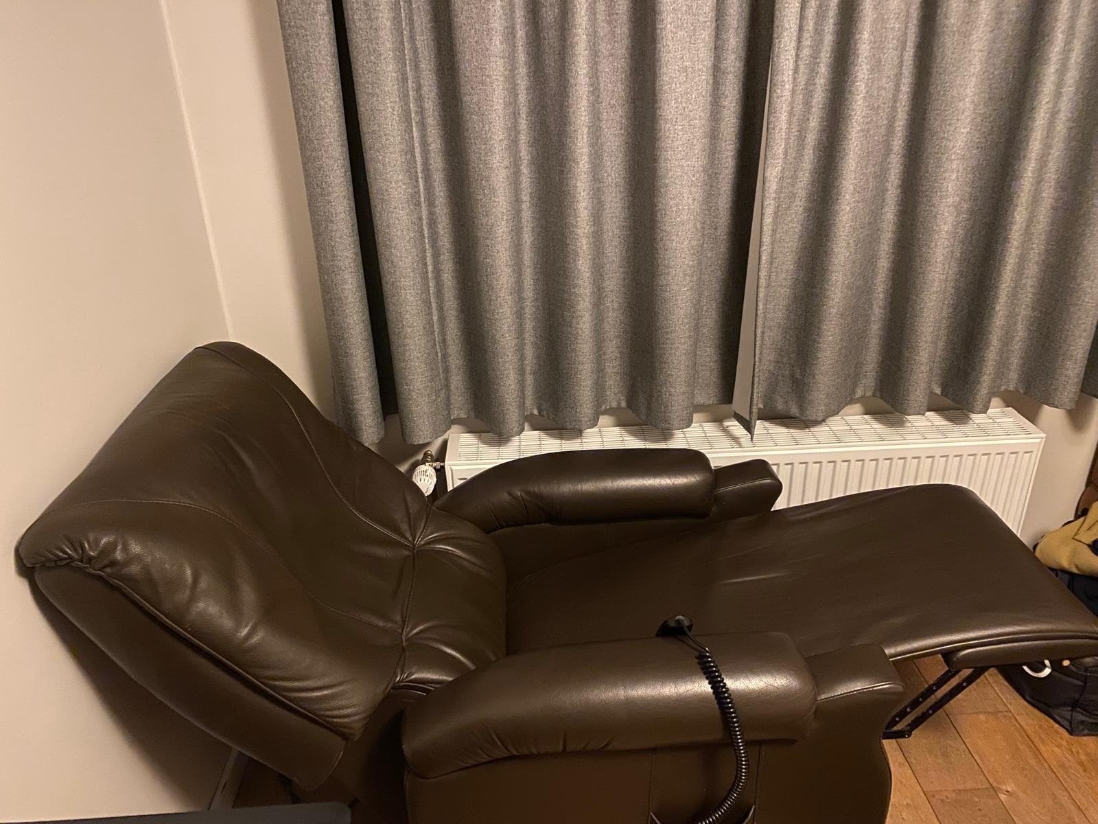Mooie zacht lederen relaxzetel Medilax, Huis en Inrichting, Zetels | Zetels en Chaises Longues, Ophalen
