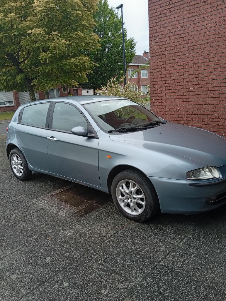 alfa romeo 147 1.6 TS, Autos, Argent ou Gris, Boîte manuelle, Noir, 5 portes