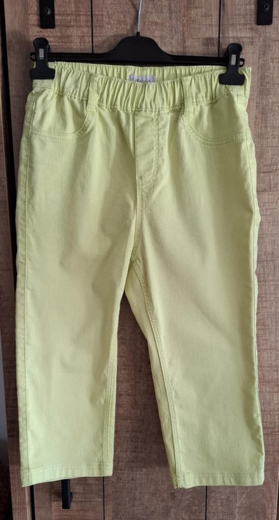 Dames zomer capri/driekwart broeken aan 5 € stuk, Kleding | Dames, Maat 38/40 (M), Overige kleuren, Ophalen of Verzenden, Zo goed als nieuw