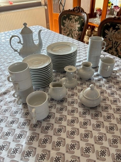 Koffieservies compleet met extra vaasje en kandelaar, Ophalen, Overige merken, Klassiek, Zo goed als nieuw
