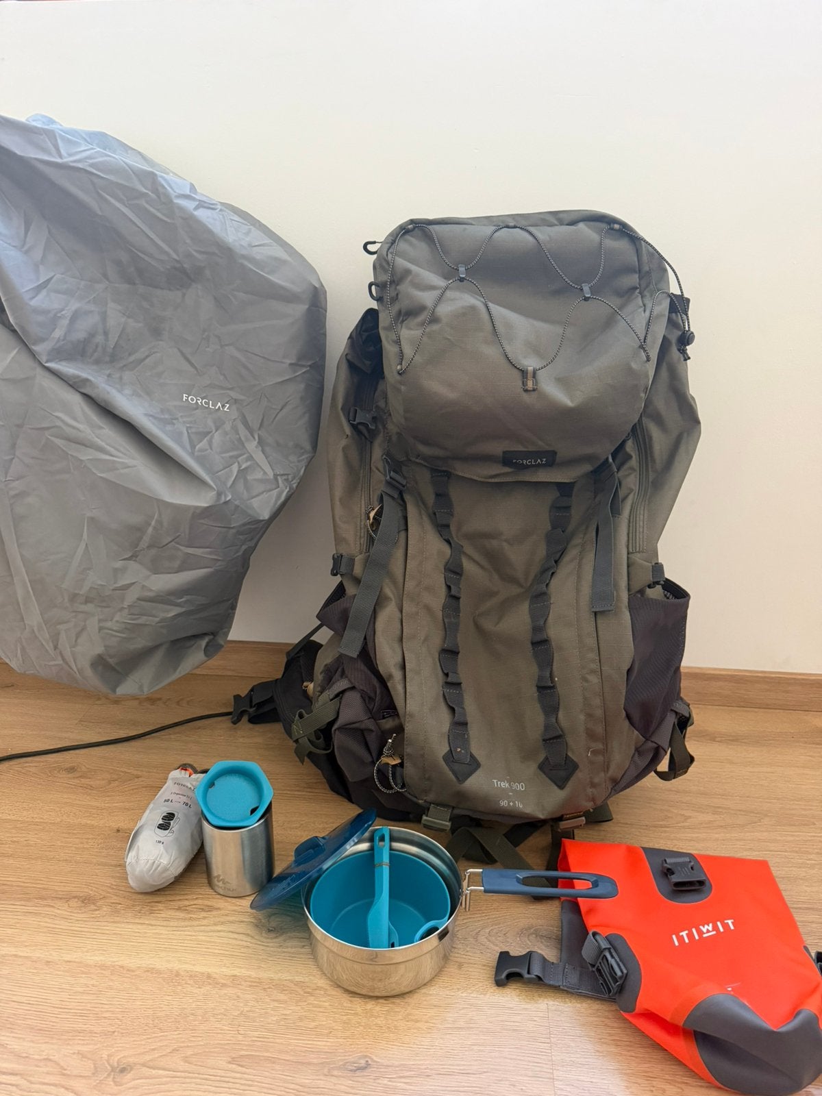 Bag à dos/Le sac à dos de randonnée FORCLAZ 90+10L, Enlèvement, Comme neuf