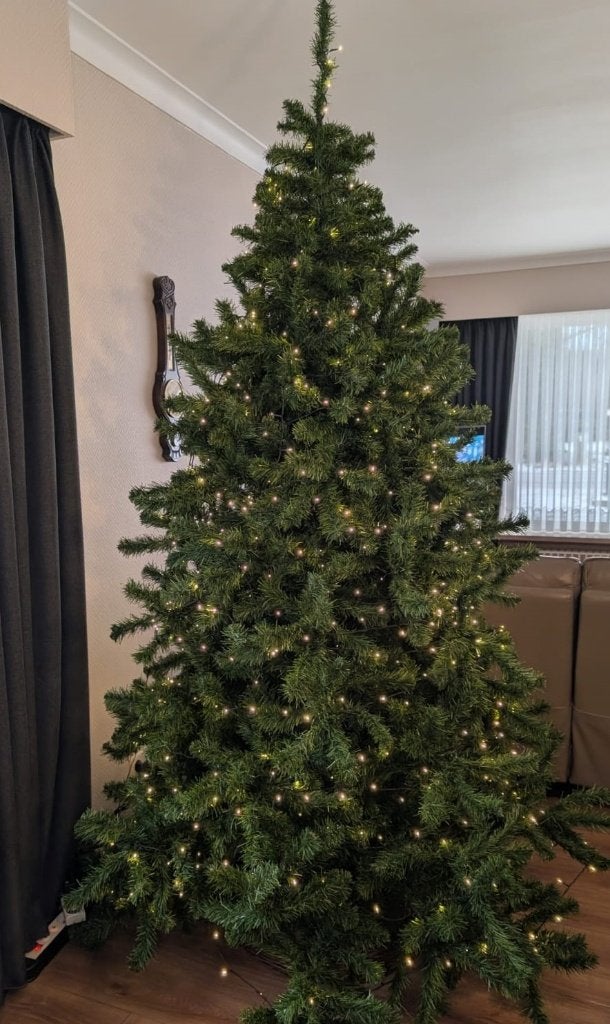 Kerstboom 2m40 met rieten huls, Diversen, Ophalen, Gebruikt