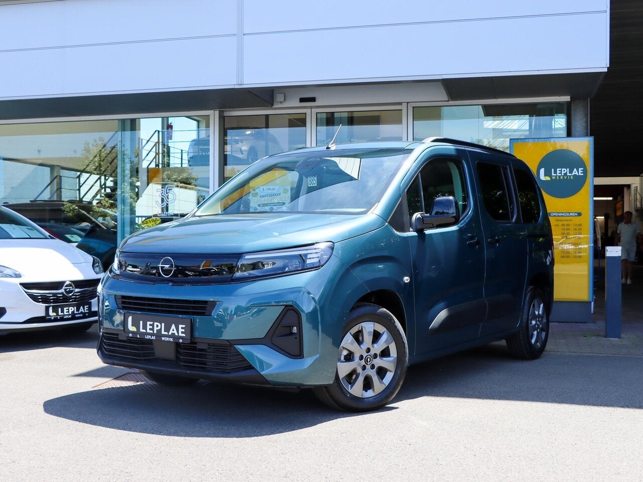 Opel Combo Life 1.2 TURBO 110PK MT6 | NAVI |CAMERA | KEYLES, Auto's, Opel, 0 kg, 1198 cc, Bedrijf, 5 deurs