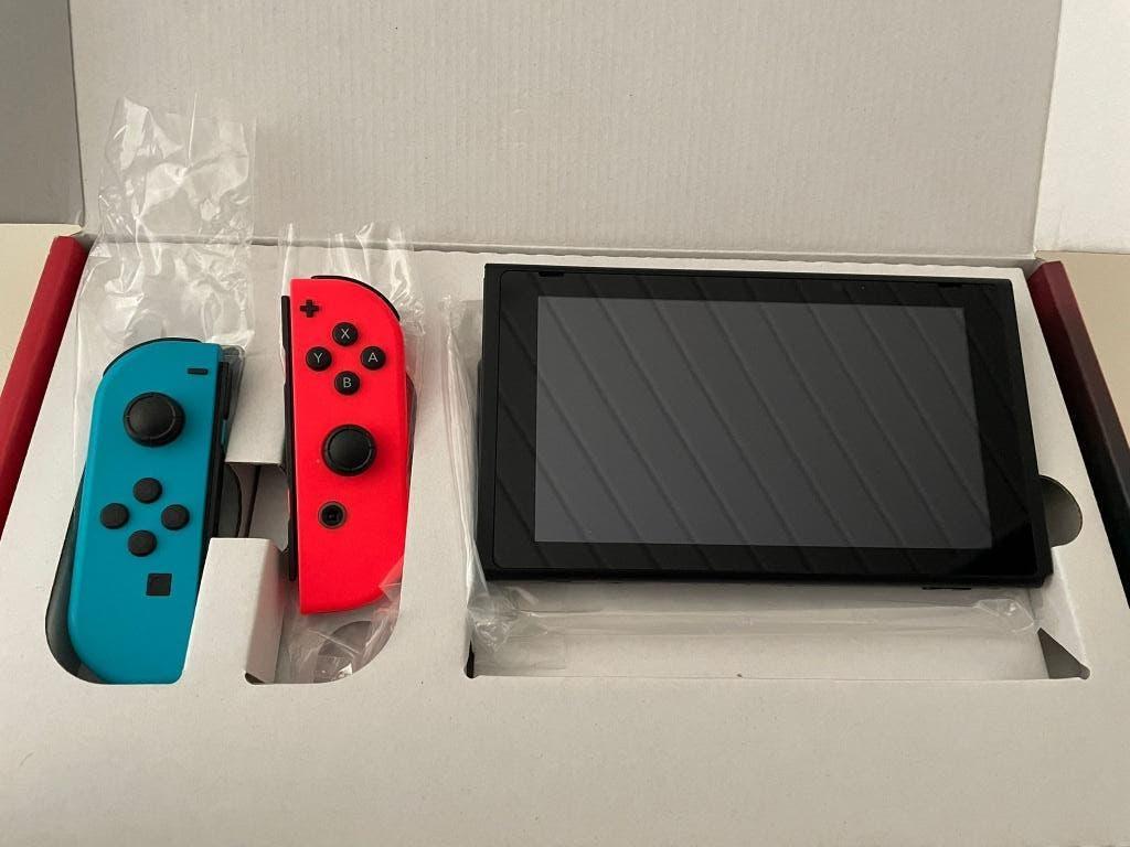 nintendo swicht, Consoles de jeu & Jeux vidéo, Enlèvement ou Envoi, Comme neuf, Avec 2 manettes, Switch Original
