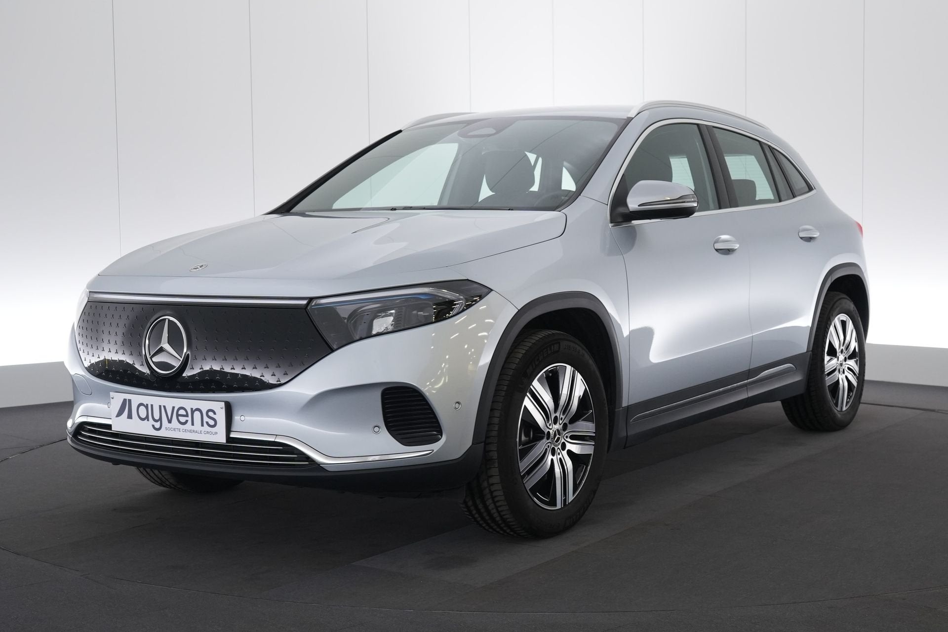 (2FBV775) MERCEDES-BENZ EQA, Autos, Argent ou Gris, Achat, Entreprise, Carnet d'entretien