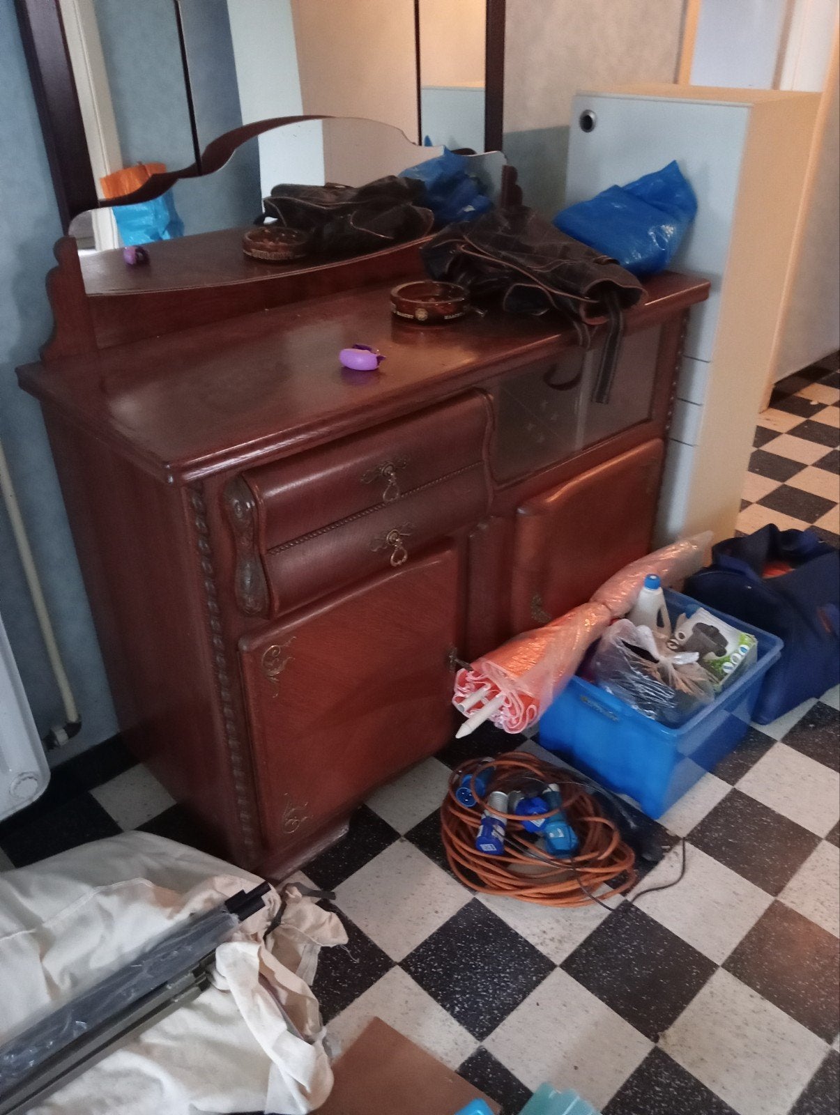 armoire ancienne, Enlèvement