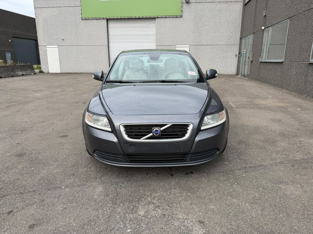 Volvo S40 (Stock ID 98543) — 2