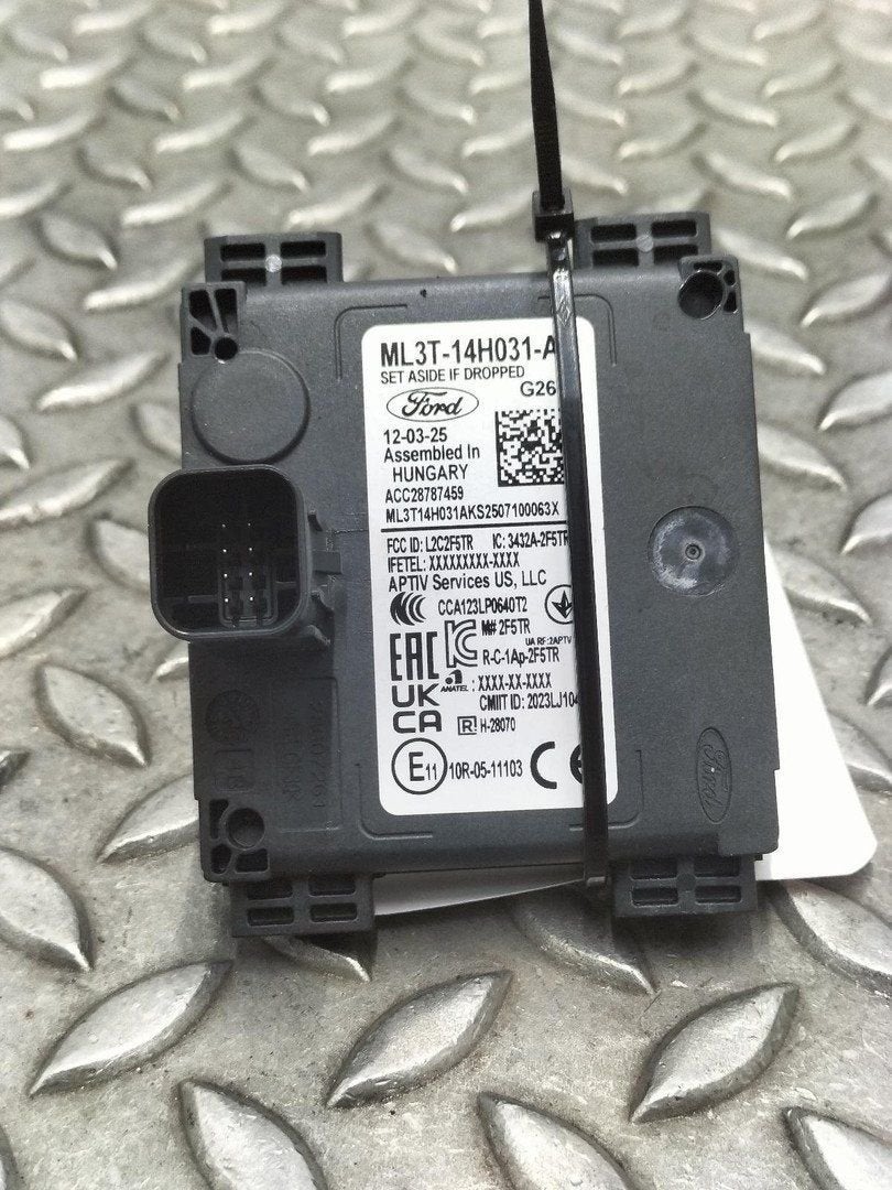 FORD PUMA Titanium SENSOR RADAR ML3T14H031AK 2025, Enlèvement ou Envoi, Utilisé, ARN reconnu