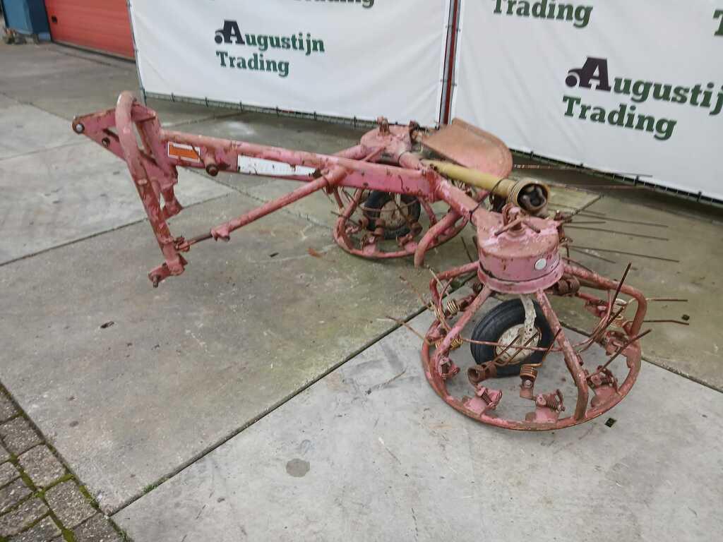 PZ Strela, Articles professionnels, KUHN-Geldr, Autre, Nuenenseweg 165
5667 KP  Geldrop, Info.nl@kuhn.com