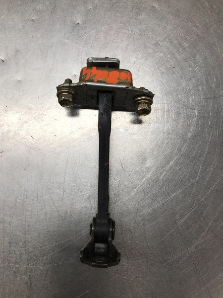 MECANISME DE VEROUILLAGE PORTE ARRIÈRE GAUCHE Yaris (P1), Utilisé, Arrière, Toyota