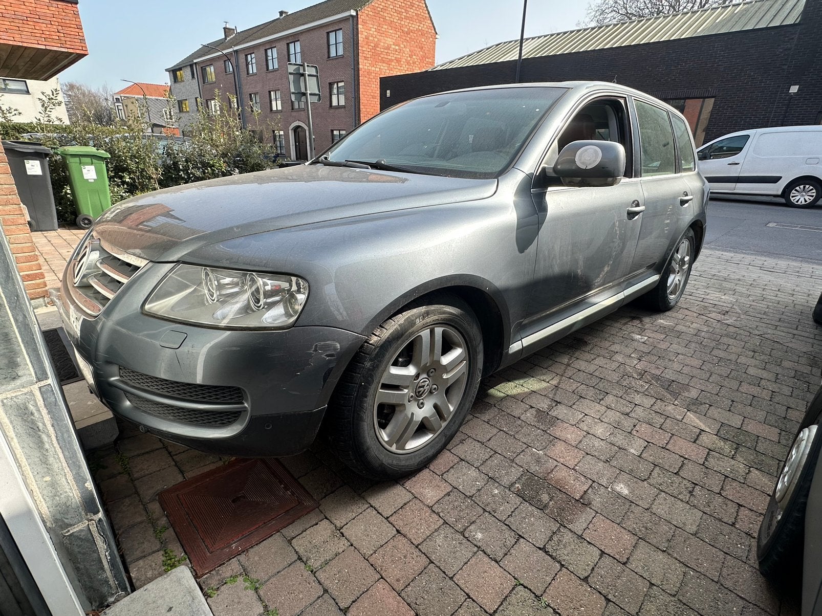 Volkswagen | Touareg | V10 | 5.0L | LichteVracht, Autos, Cuir, Beige, Entreprise, 2 places