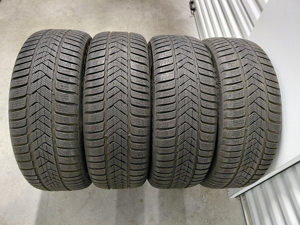 4 winterbanden 245/50-19 105V Pirelli RUN FLAT, Autos : Divers, Enlèvement