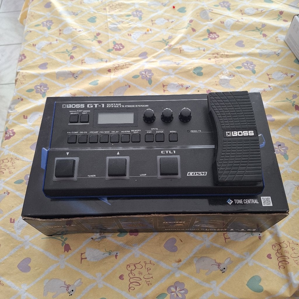 Boss GT-1 guitar effects processor, Muziek en Instrumenten, Effecten, Ophalen of Verzenden, Zo goed als nieuw, Multi-effect