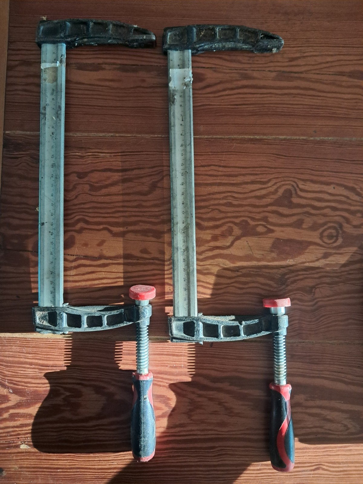 2 lijmklemmen tot 27,5 cm., Ophalen, Gebruikt, Klem, Overige merken