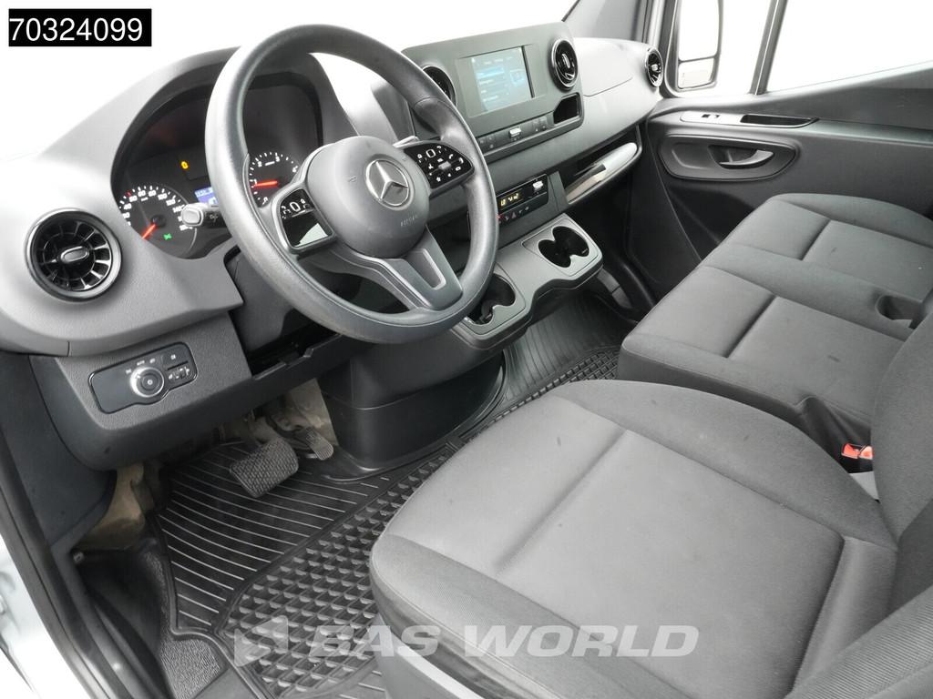 Mercedes Sprinter 215 CDI Automaat 150pk L2H2 MBUX Camera Ai, Auto's, Bestelwagens en Lichte vracht, Automaat, Stof, Gebruikt