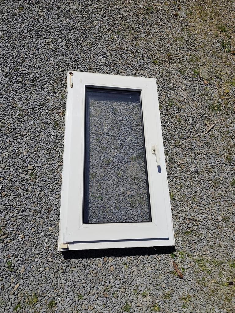 Châssis PVC blanc, Bricolage & Construction, Châssis de fenêtre, 75 à 150 cm, Enlèvement, Utilisé